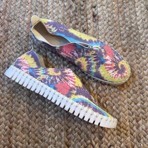Ilse Jacobsen 38 Rainbow Tie Dye Tulip Slip On